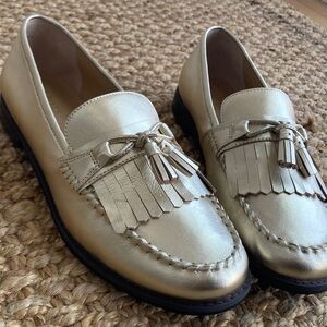 Talbots Laura Leather Tassel Loafer. Size 10.5